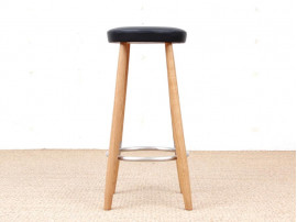 Tabouret de bar scandinave modèle  CH 56 hauteur 76 cm. Edition neuve. 