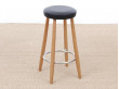 Tabouret de bar scandinave modèle  CH 56 hauteur 76 cm. Edition neuve. 