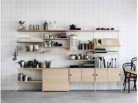 Mid-Century modern scandinavian shelves String System in oak, ash or black stained. New édition. 