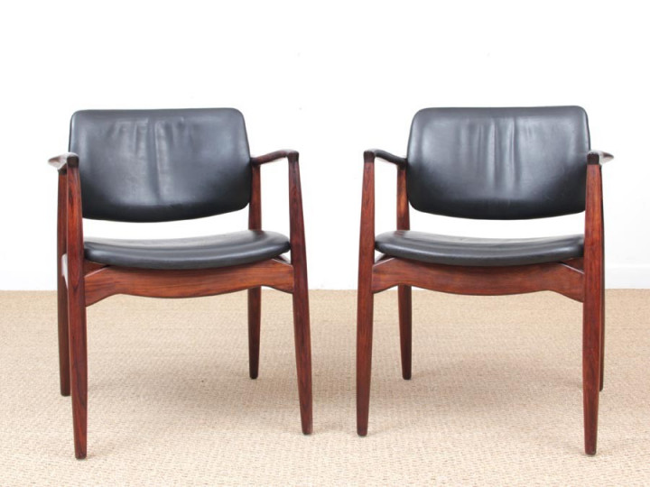 Mid-Century Modern Danish pair of desk chair in Rio rosewood model 66 by Erik Buck