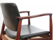 Paire de fauteuils scandinaves en palissandre de Rio modèle 66 