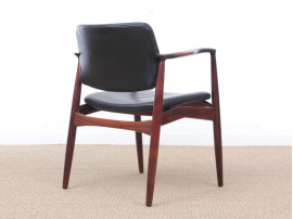 Fauteuil scandinave en palissandre de Rio modèle 66