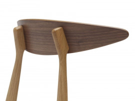 Mid-Century Modern CH 33 chair lacquered by Hans Wegner. New product. 