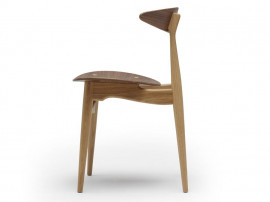 Mid-Century Modern CH 33 chair lacquered by Hans Wegner. New product. 