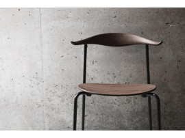 Mid-Century Modern CH 88T wood seat chair by Hans Wegner. New product.