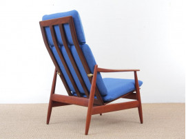 Fauteuil scandinave à dossier haut, en teck modèle 341.