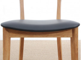 Chaise scandinave modèle Peter, nouvelle édition.