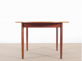 Mid-Century  modern scandinavian round dining table in teak, 4/10 seats