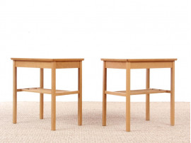 Paire de tables de chevets scandinaves en teck et chêne. 