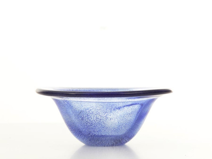 Coupe  en verre soufflé bleue moucheté