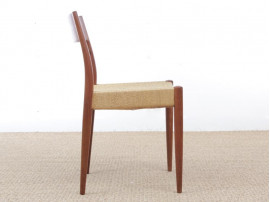 Mid-Century Modern danish set of 6 chairs in teak. de 6 chaises scandinaves en teck et corde. 