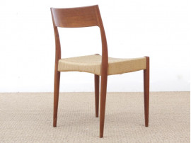 Mid-Century Modern danish set of 6 chairs in teak. de 6 chaises scandinaves en teck et corde. 