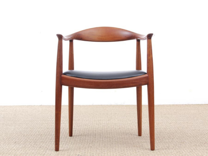 Set of 4 Scandinavian armchairs "The Chair" in solid teak by Hans Wegner. 