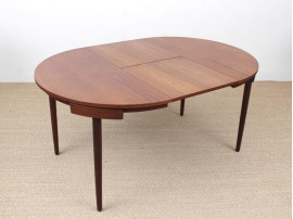 Mid-Century Modern dining set by Hans Olsen for Frem Rojle.