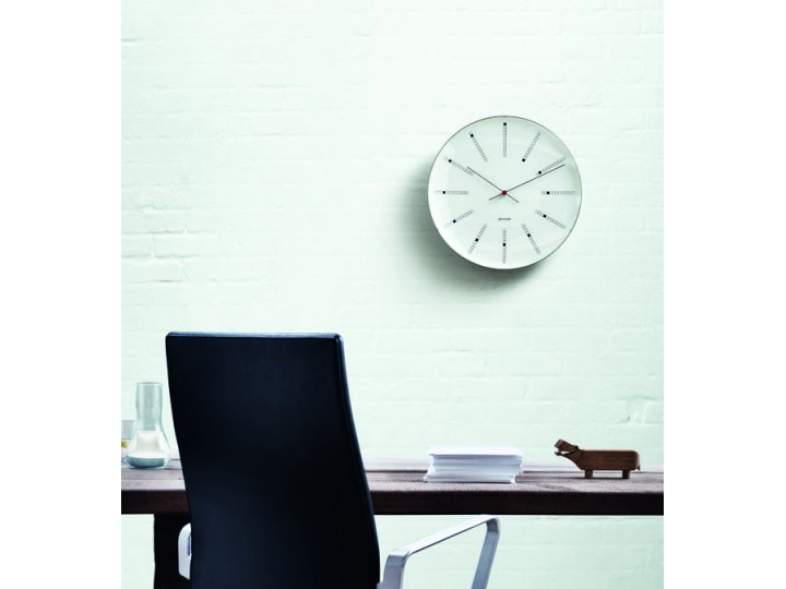 Arne Jacobsen - Bankers Wall Clock, white ø 16 cm | Galerie Møbler