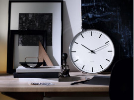 Arne Jacobsen Royal City Hall wall clock, White and black, Ø 16 cm