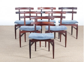 Mid-Century Modern Danish set of 4 chairs in Rio rosewood by Poul Hundevad