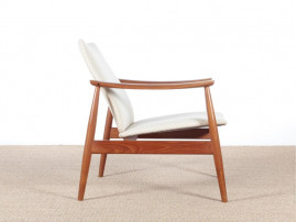 Mid century modern scandinavian pair of armchairs model 138 in teak by Finn Juhl