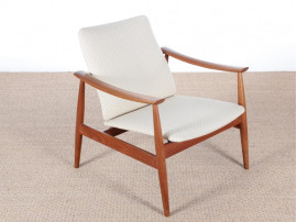 Mid century modern scandinavian pair of armchairs model 138 in teak by Finn Juhl