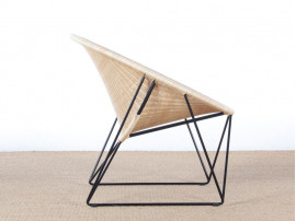 C317 lounge chair by Yuzuru Yamakawa. New éditon