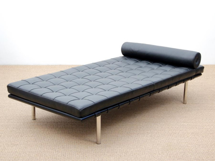 Mid-Century  modern daybed, barcelona style