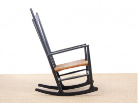 Mid-Century  modern scandinavian rocking chair model J16 by Hans Wegner for FDB