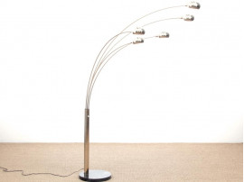 Mid-Century  modern scandinavian floor lamp in  brass and marble by Lyktan. 