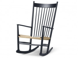 Mid-Century  modern scandinavian rocking chair model J16 by Hans Wegner for Fredericia. New edition