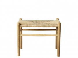 Tabouret scandinave modèle J83. Naturel. Nouvelle Edition.