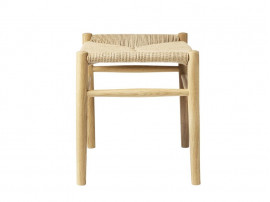 Tabouret scandinave modèle J83. Nouvelle Edition.