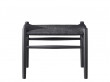 Tabouret scandinave modèle J83. Noir. Nouvelle Edition.