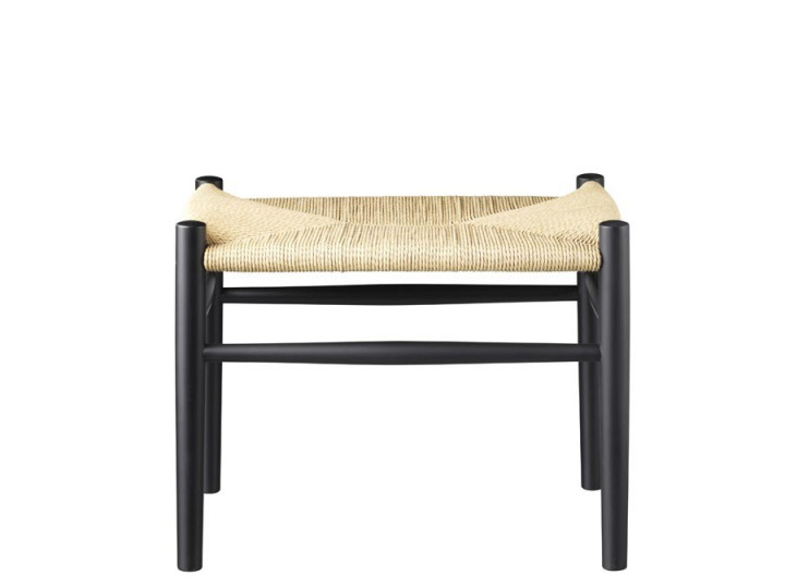 Tabouret scandinave modèle J83. Noir/naturel. Nouvelle Edition.