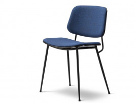 Søborg chair 3062, by Borge Mogensen. New edition.