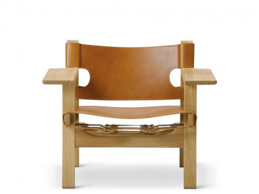 Spanish Easy Chair 2226 by Borge Mogensen. New edition.