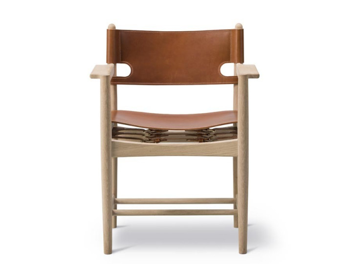 Spanish Dining armchair model 3238 by Borge Mogensen, New edition. 