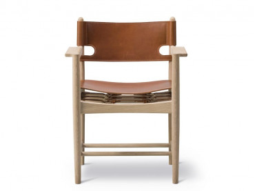 Fauteuil scandinave modèle Spanish Dining Chair 3238, nouvelle édition