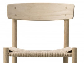 Shaker Dining Chair model J39 by Borge Mogensen, New edition. 