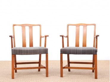 Mid-Century  modern scandinavian pair of armchairs by Ole Wancher