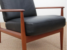 Mid-Century  modern scandinavian pair of armchairs by Grete Jalk