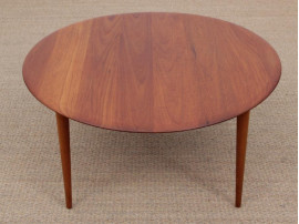 Table basse scandinave en teck  massif model fd 515