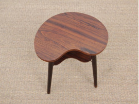 Petite table d'appoint scandinave tripode en palissandre de Rio