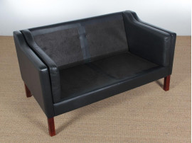 Mid-Century  modern scandinavian sofa model 2212 by Borge Mogensen