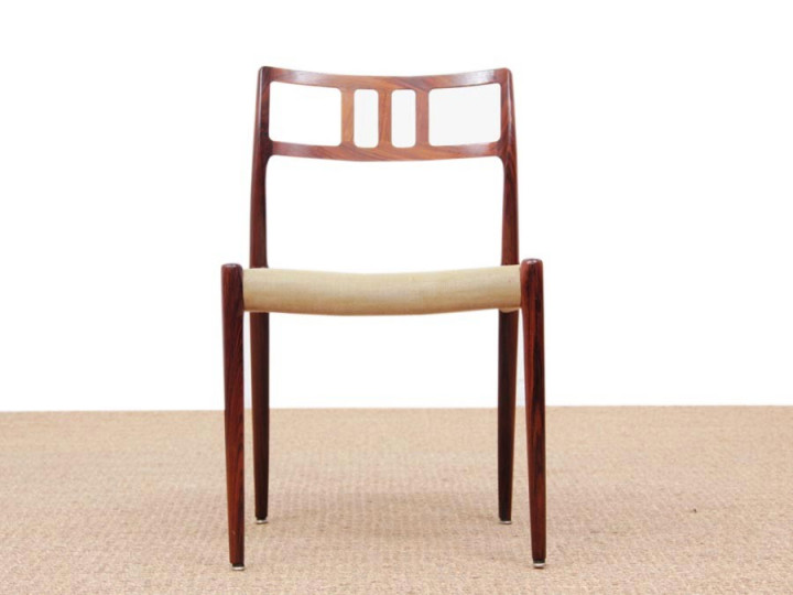 Mid-Century  modern scandinavian set of 6 chairs by Niel Møller in Rio rosewood.