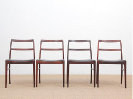 Suite de 4 chaises scandinaves en palissandre de Rio 