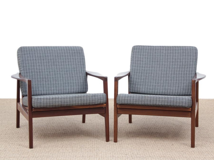 Mid-Century  modern scandinavian pair of armchairs 