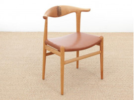 Mid-Century  modern scandinavian chair model Cow Horn PP 505 by Hans Wegner. New production.