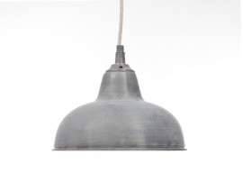 Suspension scandinave en metal