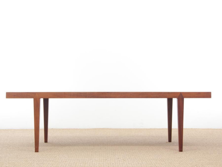 Mid-Century  modern scandinavian coffee table in Rio rosewood by Severin Hansen