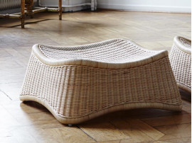 Fauteuil et repose pieds scandinave modèle Chill, Nouvelle édition.