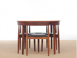 Mid-Century Modern scandinaviandiner set in teak by Hans Olsen